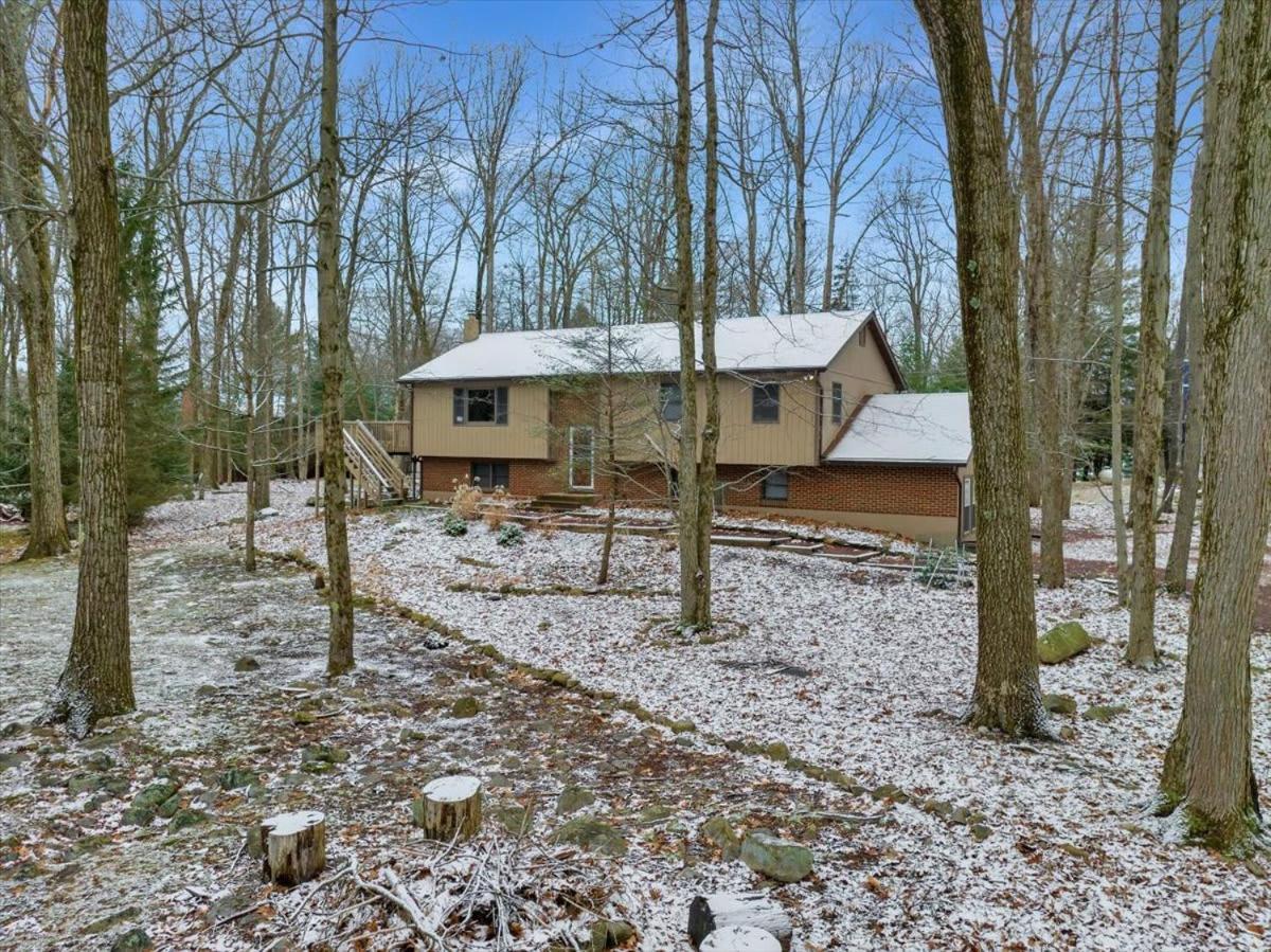 Mountain Holidays-sleeps 18 Firepit Bar & Gameroom