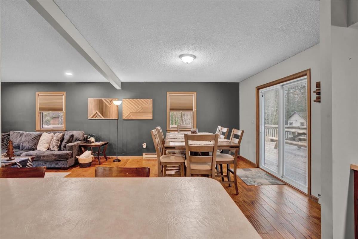 Mountain Holidays-sleeps 18 Firepit Bar & Gameroom Lake Harmony