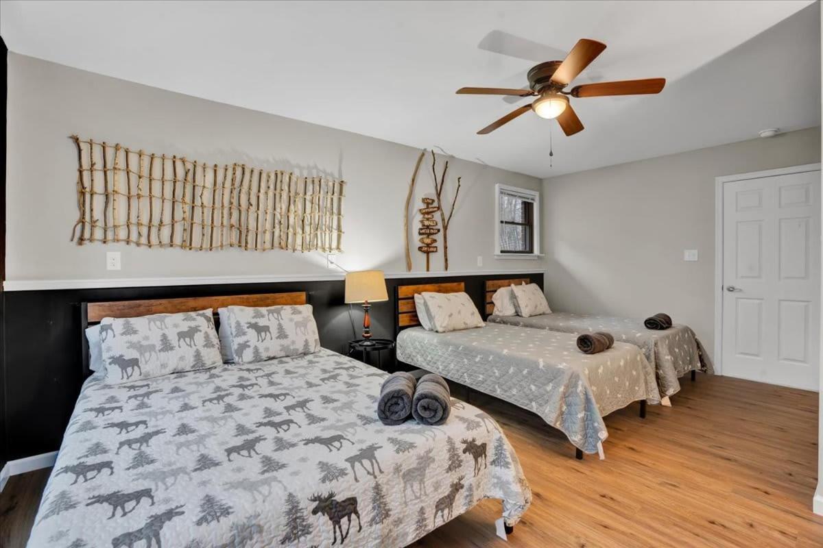 Mountain Holidays-sleeps 18 Firepit Bar & Gameroom *